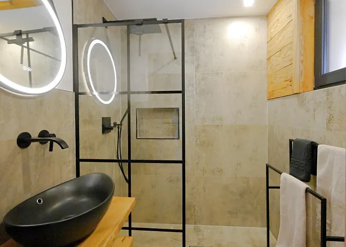 Apartman Alte Foersterei - Luxus-fewo Jaegerheim Mit Pool & Sauna *